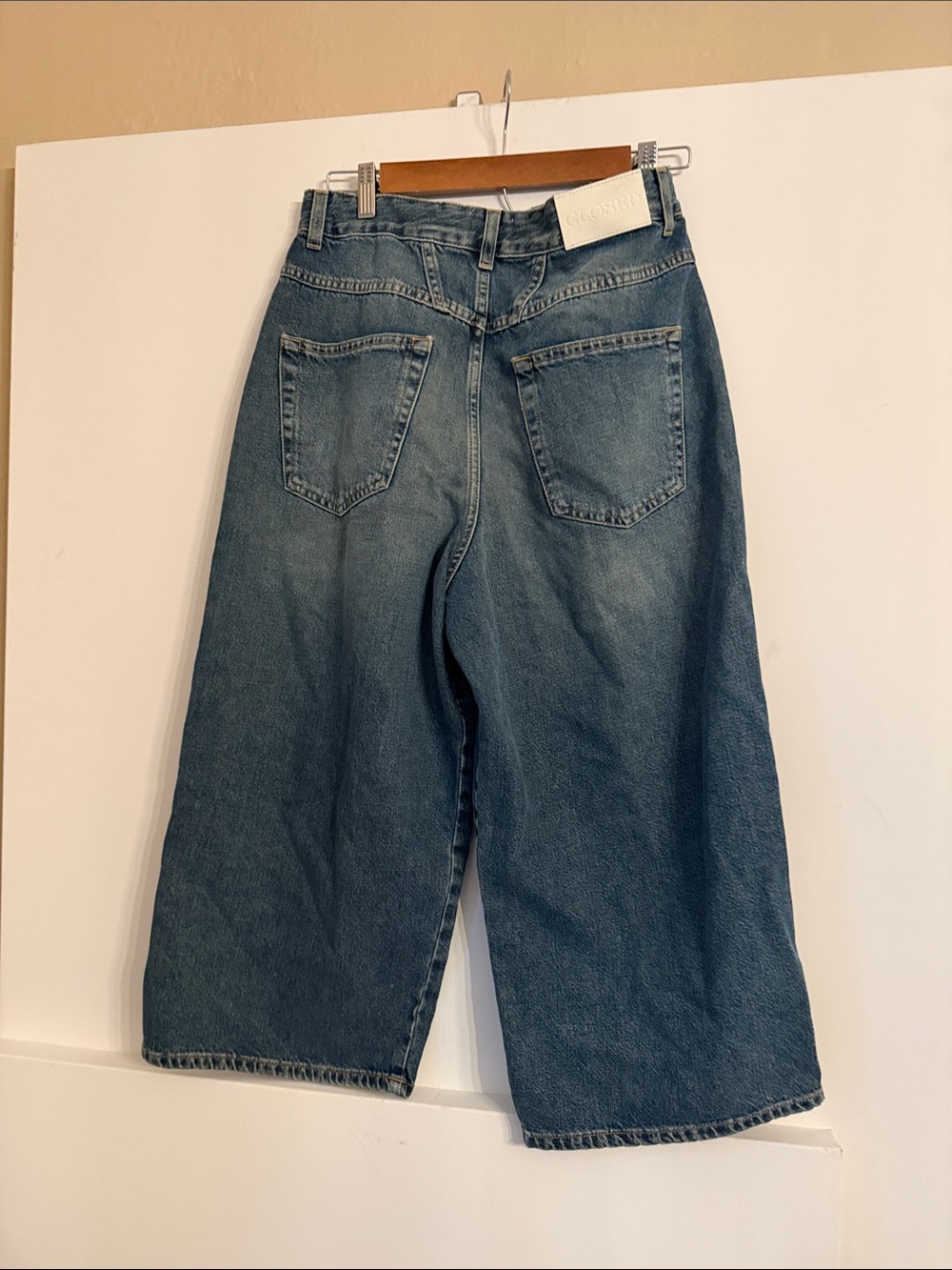 CLOSED baggy capri jeans shorts NWOT 450$ - Picture 10 of 14
